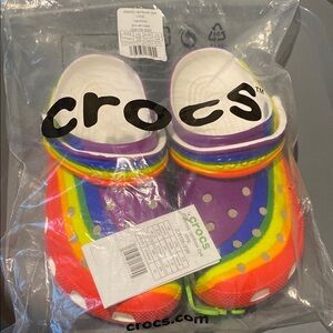 CROCS Classic Rainbow Pride dye clog, unisex M4/W6